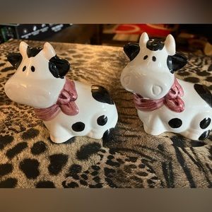Cow Salt and Pepper Shakers